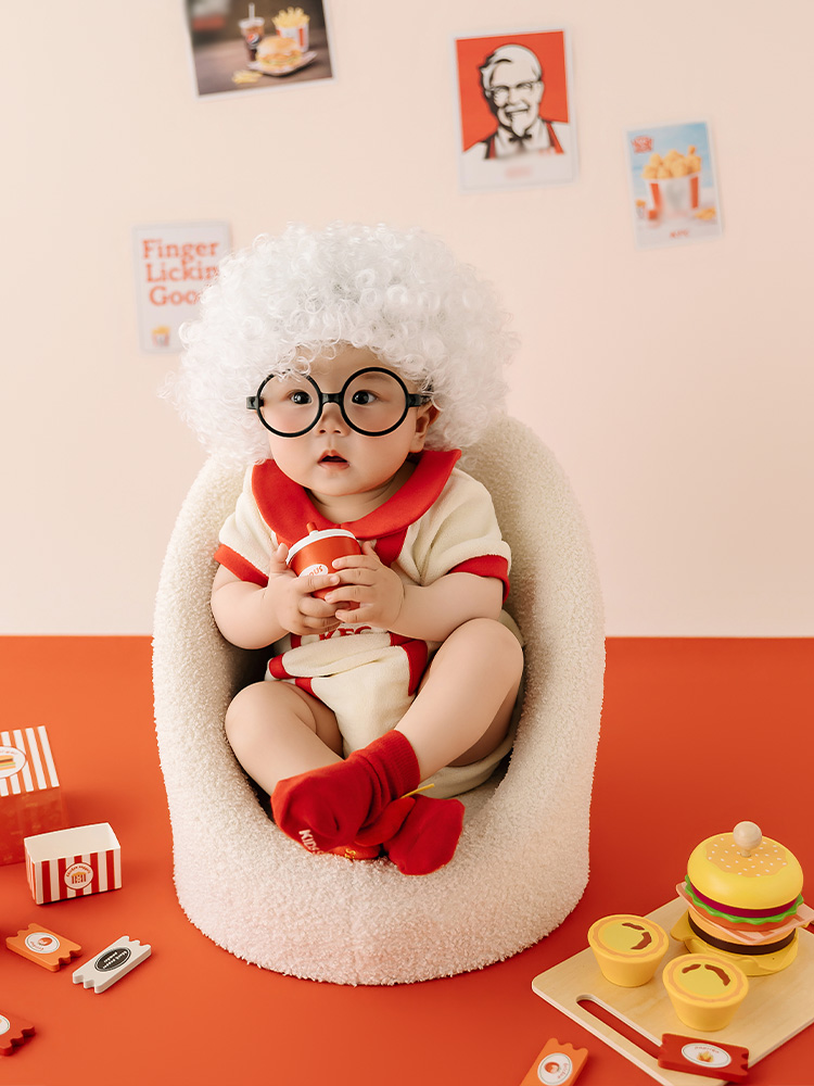 Baby Food With Chicken - Alat Peraga Fotografi Bayi 100 Hari,